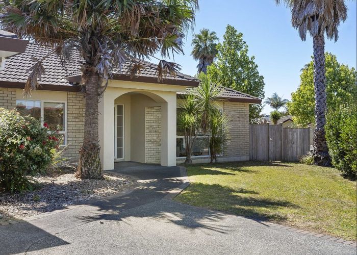  at 28 Craigavon Drive, East Tamaki, Auckland