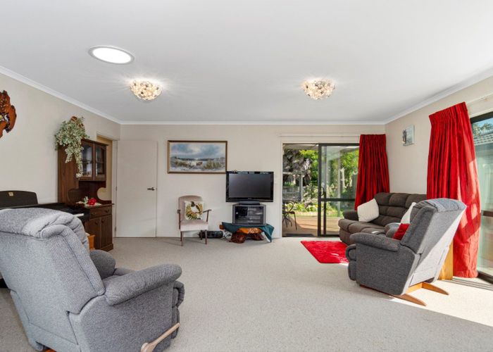  at 27 Tatahi Cove, Papamoa Beach, Papamoa