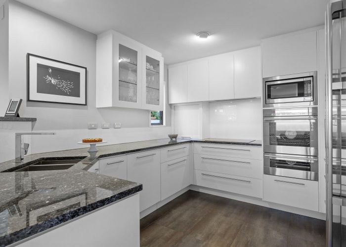  at 3 Allom Lane, Cashmere, Christchurch City, Canterbury