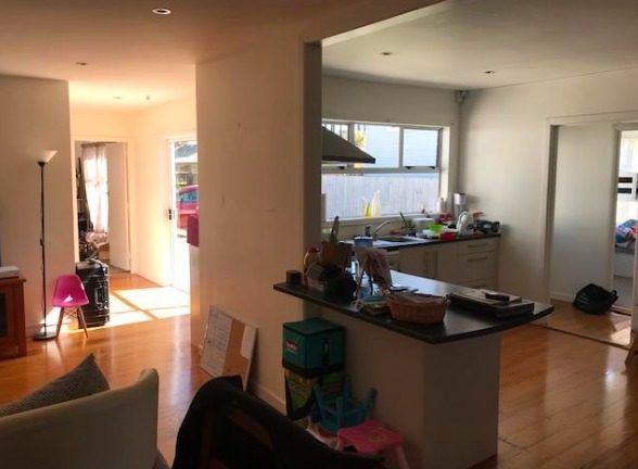  at New Lynn, Waitakere City, Auckland