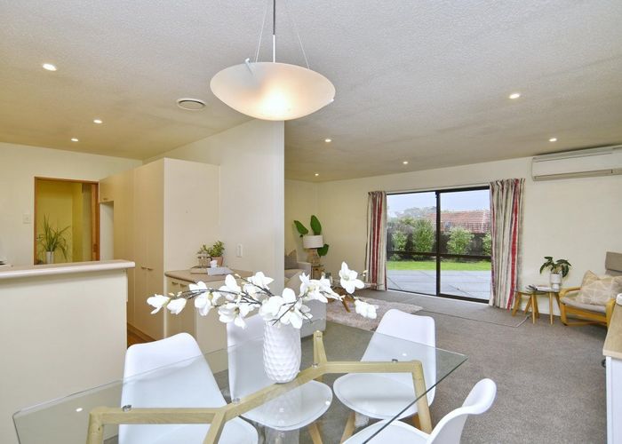  at 2/22 Marshall Street, Woolston, Christchurch