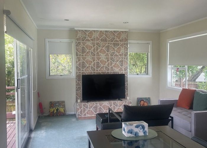  at 5 Mirovale Pl, Totara Vale, North Shore City, Auckland