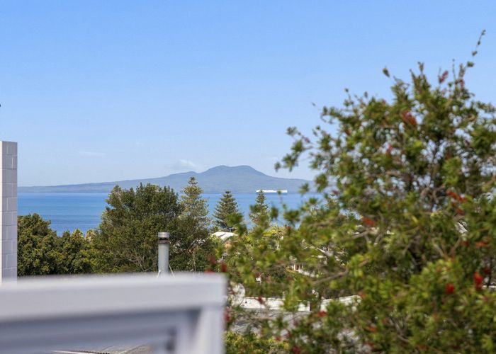  at 24 Salem Place, Torbay, North Shore City, Auckland