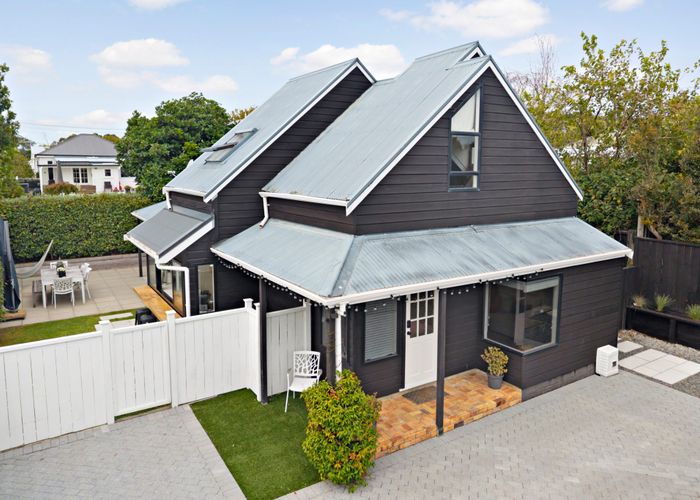  at 2/2 Lytton Street, Devonport, North Shore City, Auckland