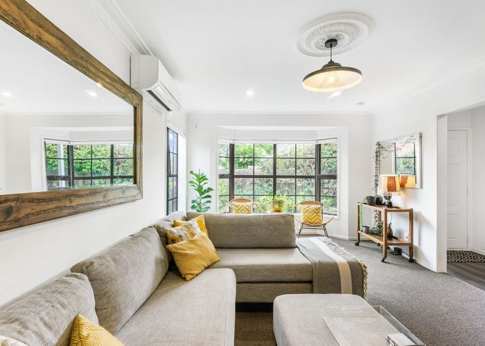  at 2/53 Francis Street, Hauraki, Auckland