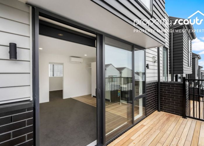  at 30 Panoni Lane, Howick, Manukau City, Auckland