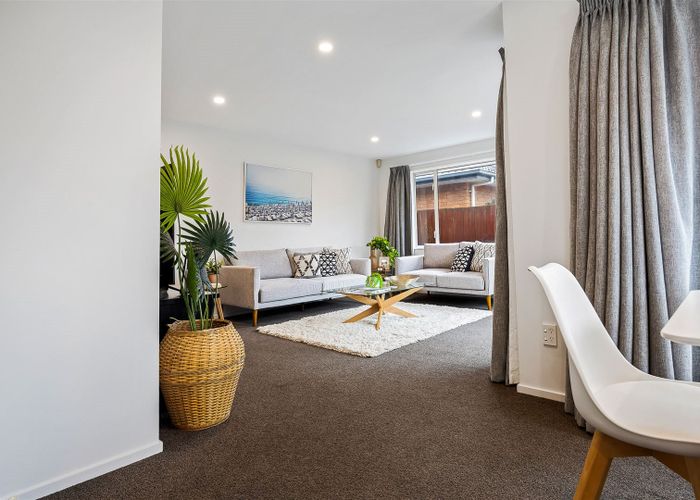  at 2/30 Seymour Street, Hornby, Christchurch