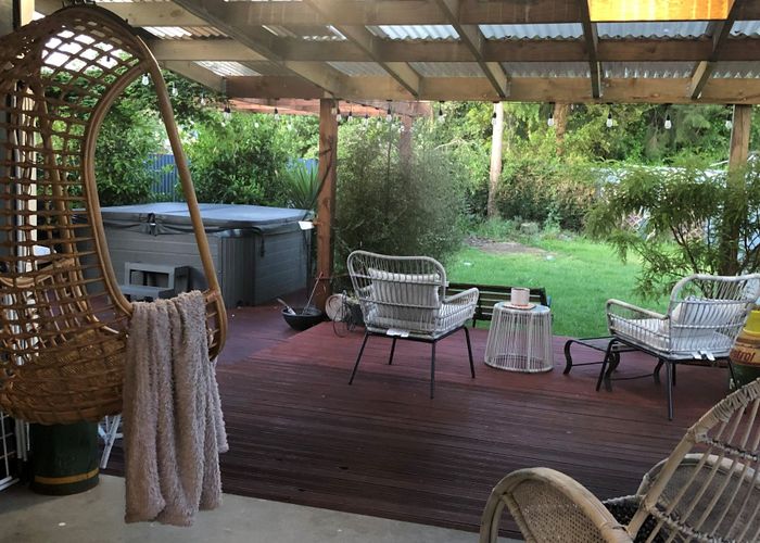  at 25 Moreton Road, Carterton