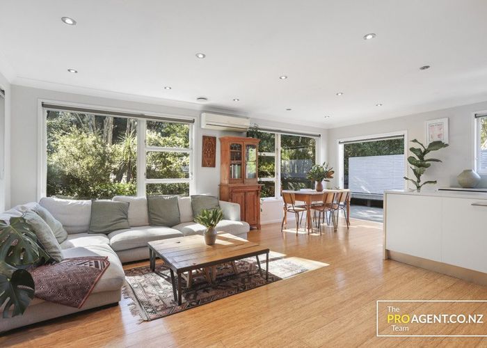  at 146 Woodlands Park Road, Titirangi, Auckland