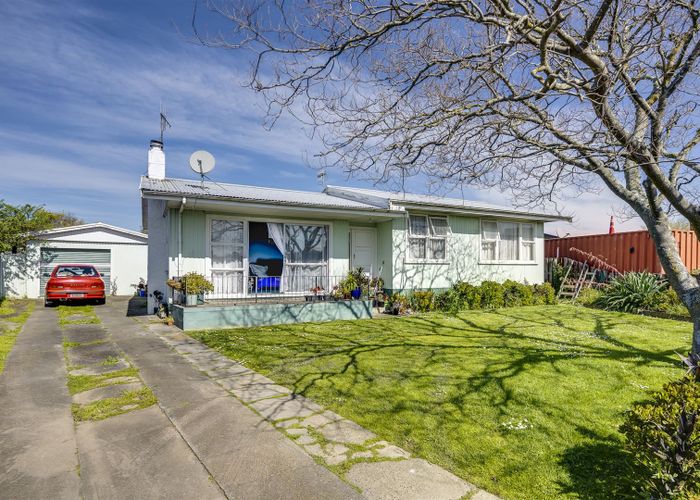  at 3 Whitby Place, Flaxmere, Hastings