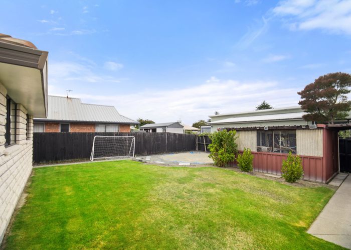  at 14 Takaro Avenue, Sockburn, Christchurch City, Canterbury
