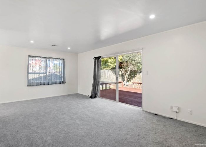  at 2A Pine Street, New Lynn, Waitakere City, Auckland