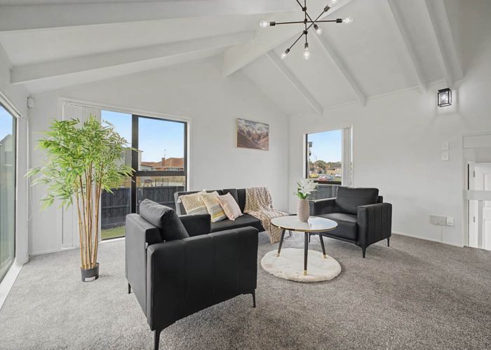  at 6 Albert Road, Manukau, Manukau City, Auckland