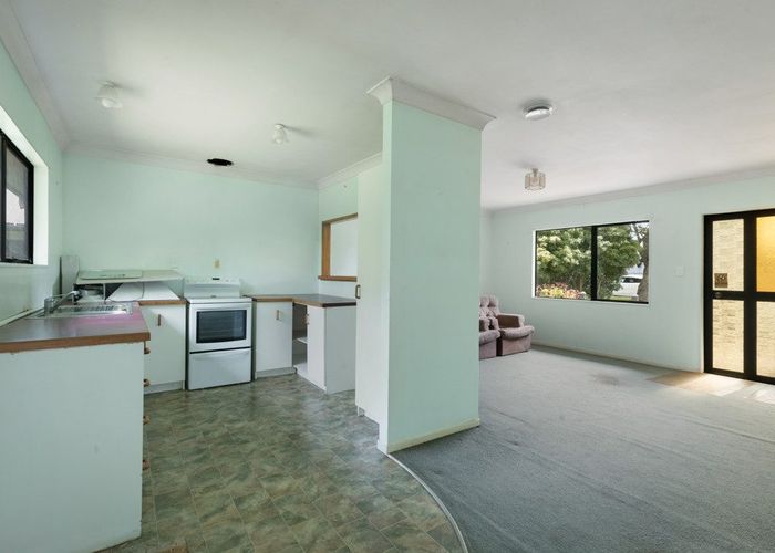  at 42 Puke Road, Paeroa, Paeroa