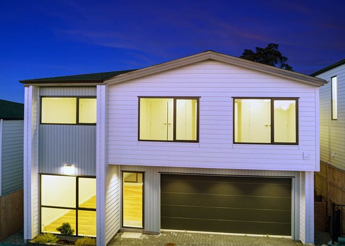  at 21C&D Barron Drive, Green Bay, Waitakere City, Auckland