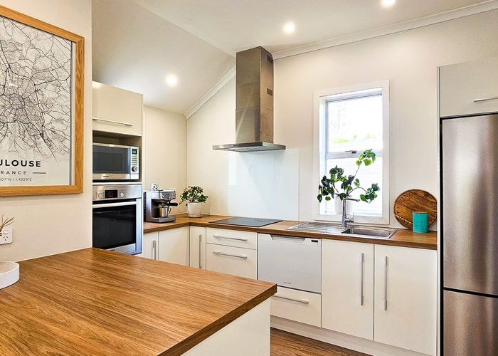  at 192 Gladstone Road, Dalmore, Dunedin