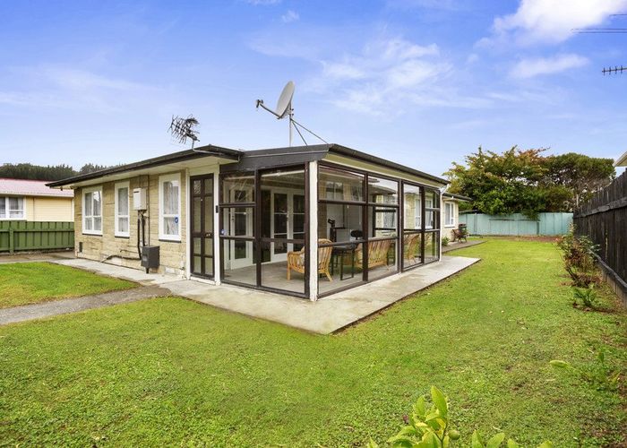  at 38 Parkway, Wainuiomata, Lower Hutt, Wellington