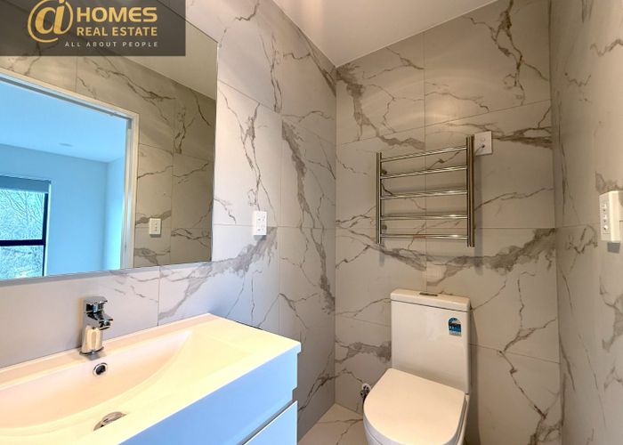  at 6/237 Swanson Road, Henderson, Waitakere City, Auckland