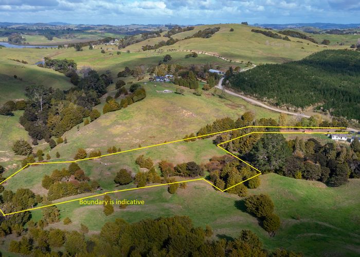  at 83 Payne Road, Topuni