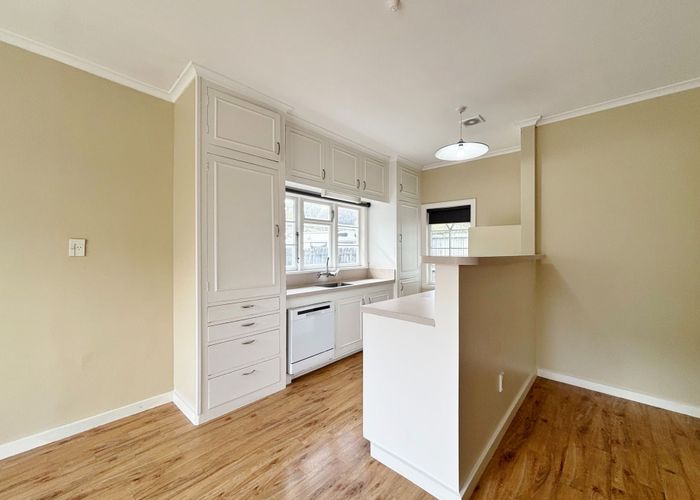  at 2/49 Ashgrove Tce, Somerfield, Christchurch City, Canterbury