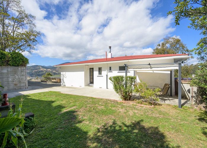  at 42 Stanley Crescent, Beachville, Nelson