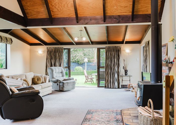  at 4 Lawson Street, Pahiatua