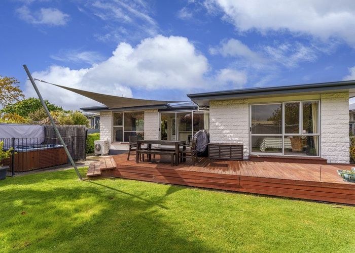  at 15 Woodbank Street, Somerfield, Christchurch City, Canterbury