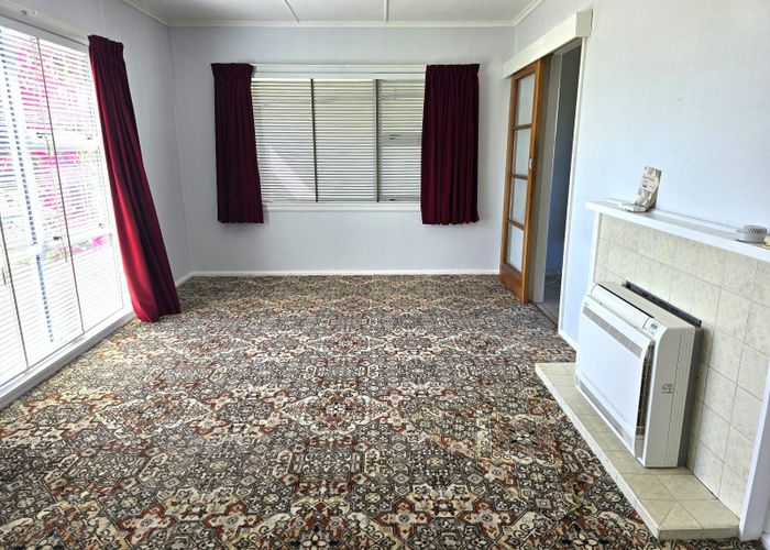  at 10 Stirling Crescent, Hokowhitu, Palmerston North