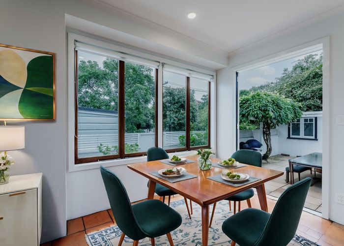  at 26 Esplanade Road, Mount Eden, Auckland