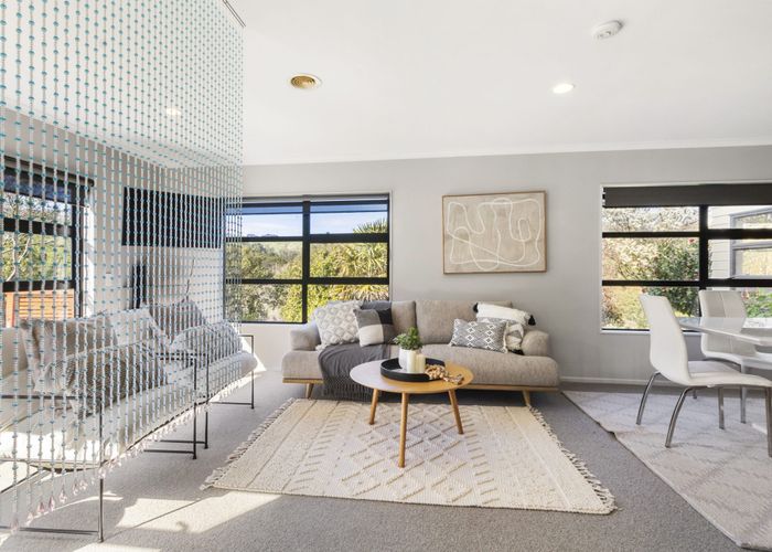  at 61 Te Puia Drive, Aotea, Porirua