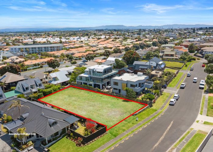  at 7 Sunbrae Grove, Mount Maunganui