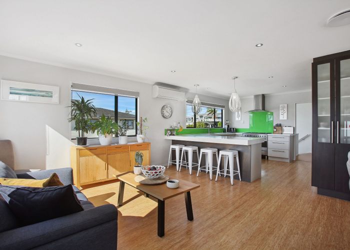  at 21 Waller Avenue, Bucklands Beach, Auckland
