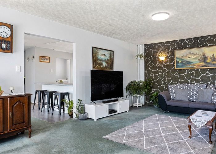 at 26 Jenkins Avenue, Redwood, Christchurch