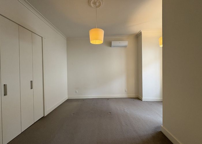  at 44 Wairiki Road, Mount Eden, Auckland