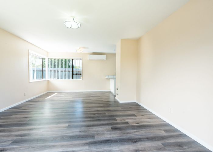  at 2/232 Harewood Road, Bishopdale, Christchurch City, Canterbury