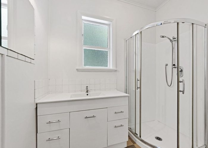  at 8 Puna Street, Riccarton, Christchurch City, Canterbury