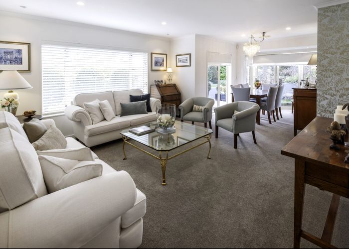  at 15 Gillett Place, Botany Downs, Manukau City, Auckland