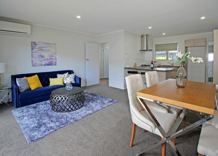  at 4/66 Huia Road, Papatoetoe, Auckland