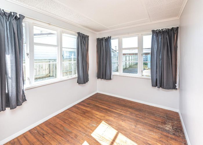  at 12 Morgan Street, Castlecliff, Whanganui, Manawatu / Whanganui