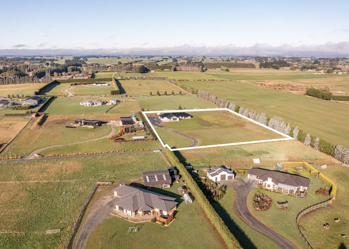  at 66 Sunrise Drive, Seaward Bush, Invercargill
