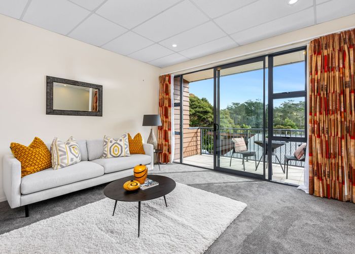  at C 11/28 The Avenue, Albany, North Shore City, Auckland