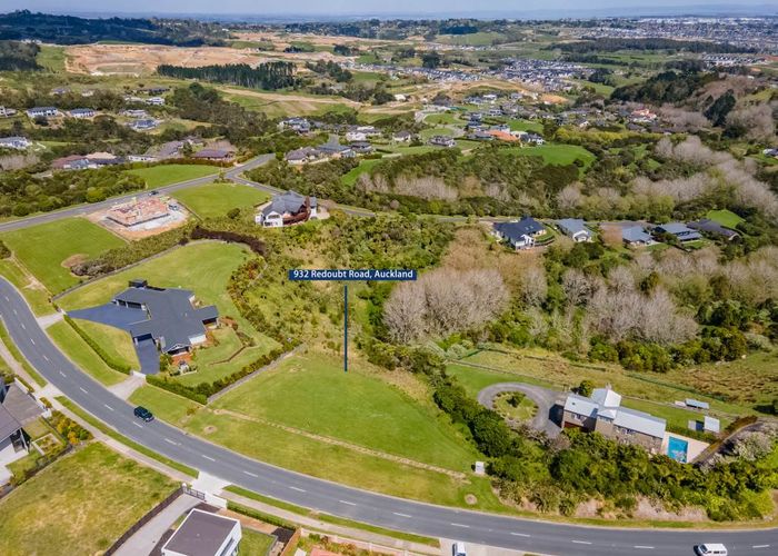  at 932 Redoubt Road, FLAT BUSH, AUCKLAND