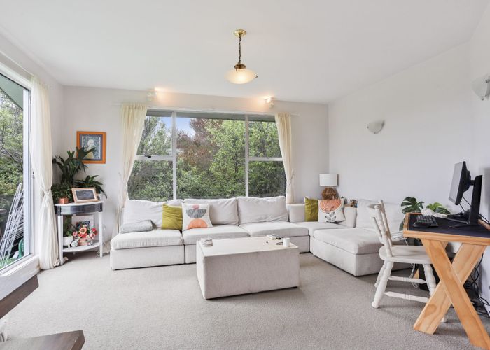  at 24 Parklands Drive, Huntsbury, Christchurch City, Canterbury