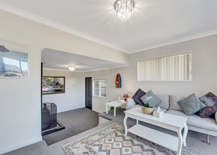  at 12 Arthur Crescent, Waikawa, Picton