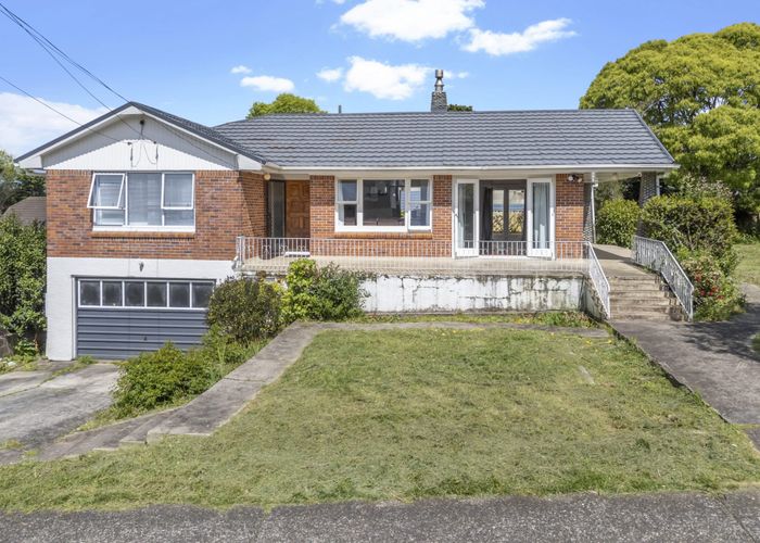  at 2 Knights Drive, Manurewa, Manukau City, Auckland