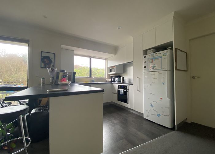  at 10 Puaha Street, Takapuwahia, Porirua