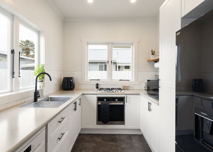  at 6 Rata Street, Maeroa, Hamilton, Waikato