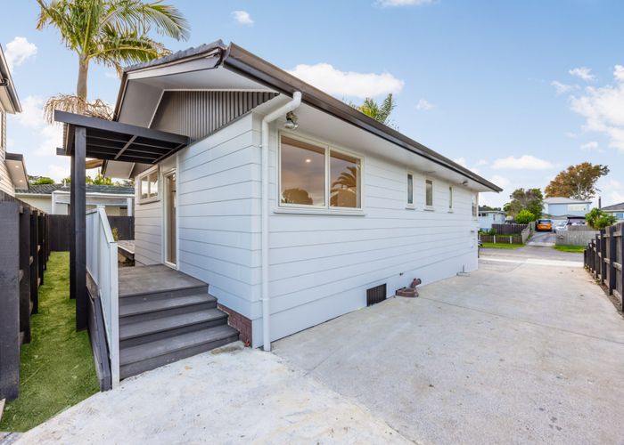  at 1/60 Reelick Ave, Pakuranga Heights, Manukau City, Auckland