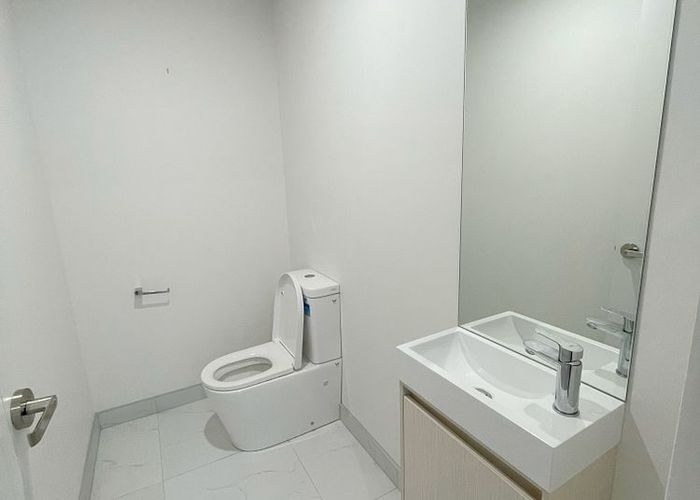  at 256 Jack Lachlan Drive, Beachlands, Manukau City, Auckland