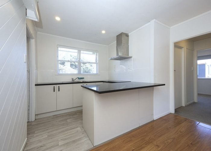  at 1/129 Penrose Road, Mount Wellington, Auckland